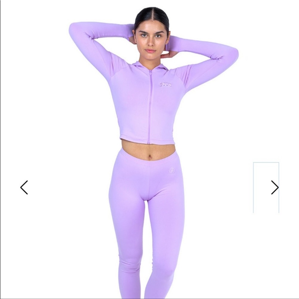 Body by Raven Tracy lilac basics set (top and bottom)
